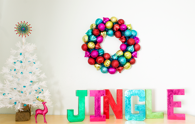 Decorating the Kid's Room for Christmas with Copy Cat Chic and Pier 1 Imports