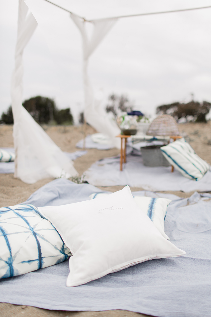 A Midsummer beach picnic hosted by Copy Cat Chic and HejDoll. Picnic ideas for a summer beach party. | The Blog Exchange Bay Area blogger network