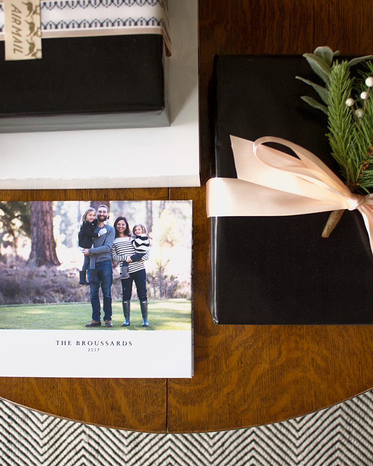 Holiday photo book gifts for family with Blurb. New lay-flat option makes designing a breeze and shows more of your photo! copycatchic luxe living for less