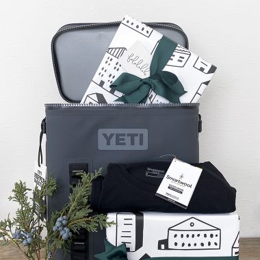 Holiday Gifts for Men | Copy Cat Chic favorites for 2019 chic, minimalist, modern, good looking and practical, reasonably-priced, curated gift ideas for all of the deserving men this holiday season! | Luxe living for less