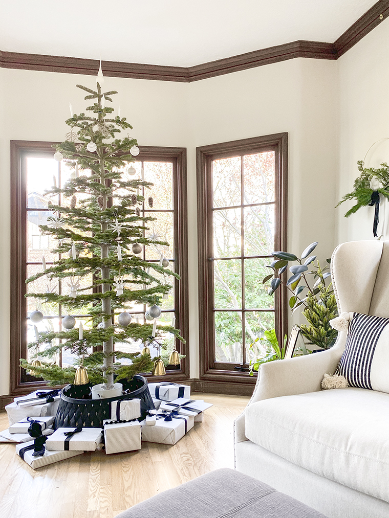 Holiday Christmas Home tour copycatchic 2019 with Home Depot | luxe living for less budget home decor and design | daily finds, room redos and looks for less